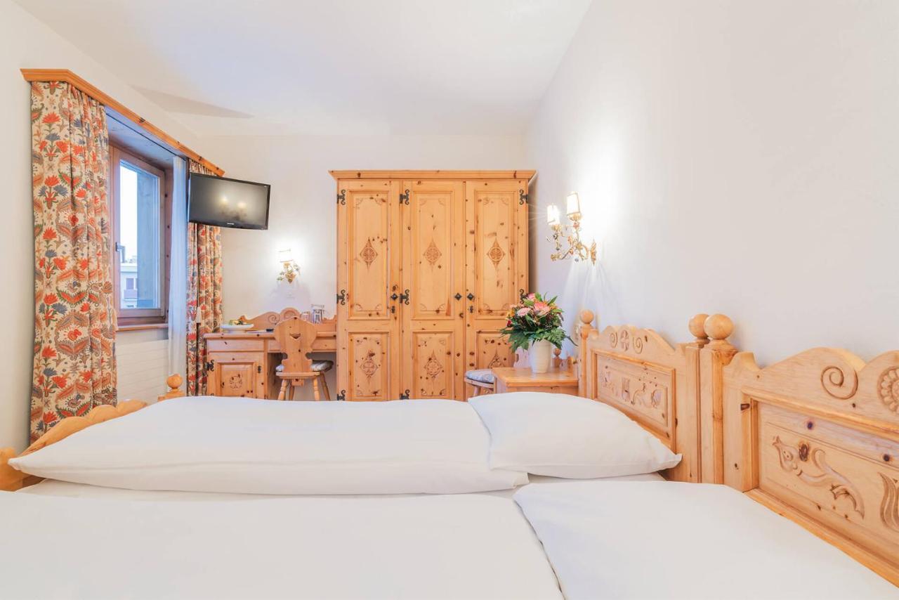 Hotel Corvatsch - Web Check-In St. Moritz Exterior photo
